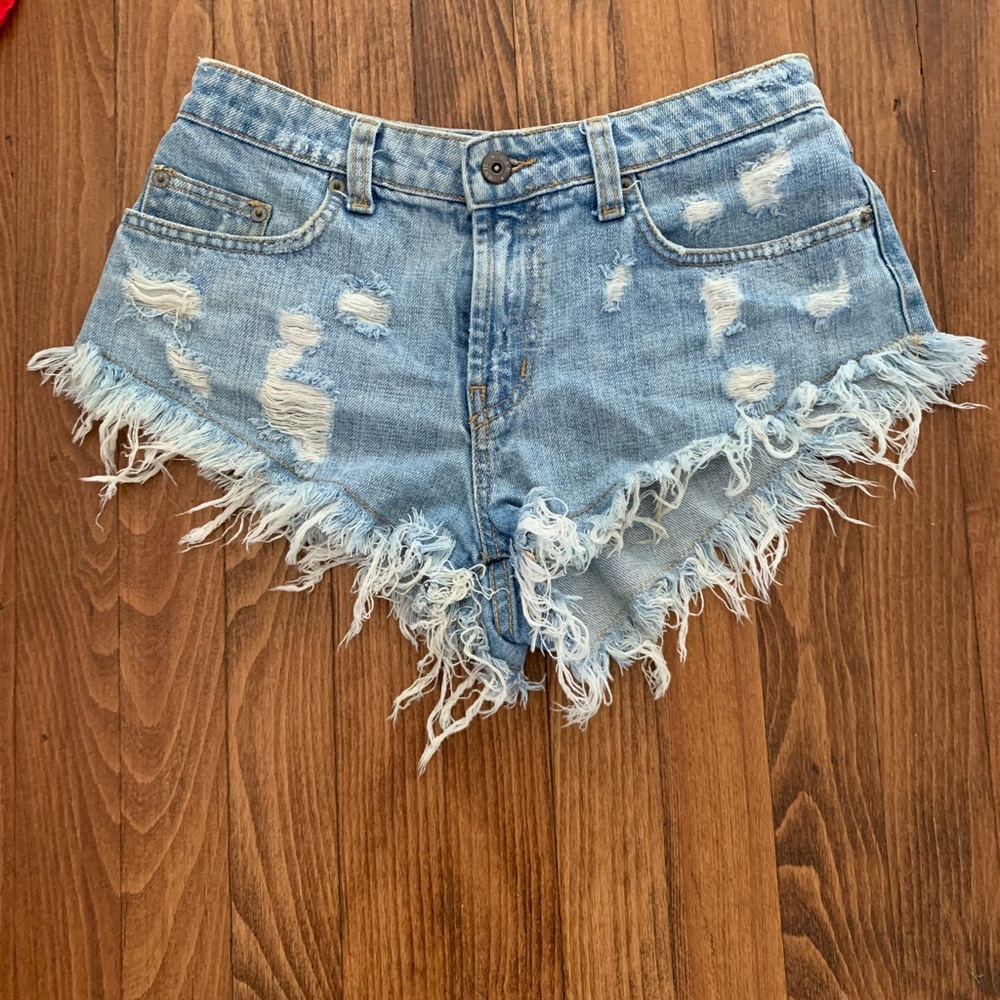CAR MAR LF CUT OFF DENIM SHORTS